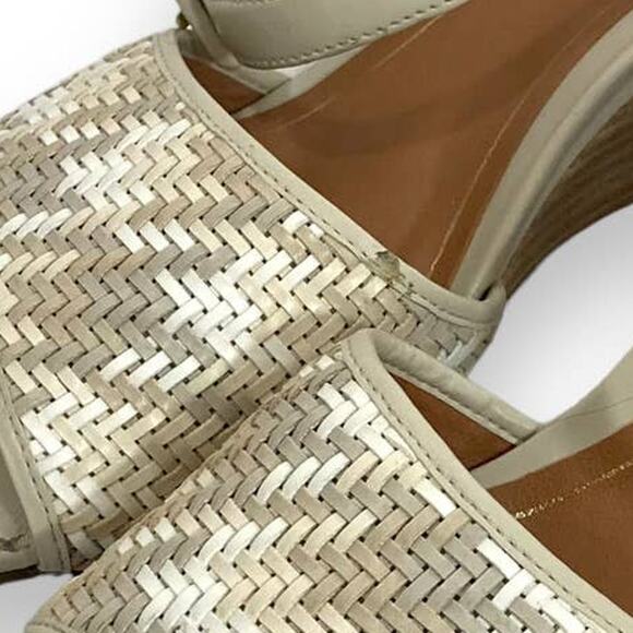 Vionic Cream Wedge Heels - Picture 8 of 13